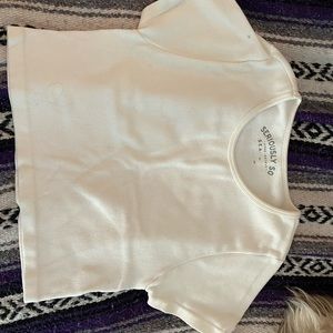 3 crop tops like new